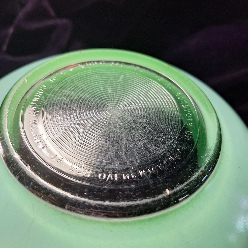 PYREX MIXING BOWL MINT GREEN CLEAR BOTTOM 2.5